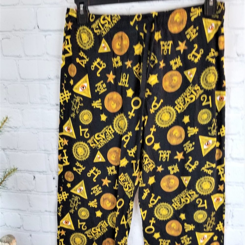 Fantastic Beasts Woman's PJs Size M Bottoms